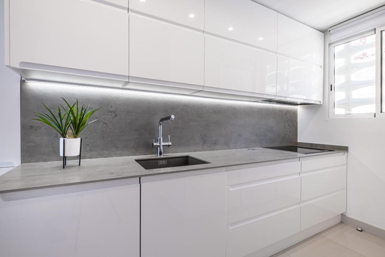 La Perla Benidorm Apartment Seaview & Pool Levante Beach Екстер'єр фото